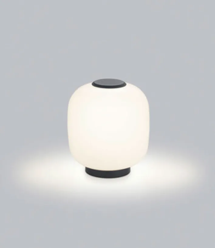 helestra LED Tischlampe MILO Glas Ø 18 cm Höhe 20 cm matt Schwarz/Weiß