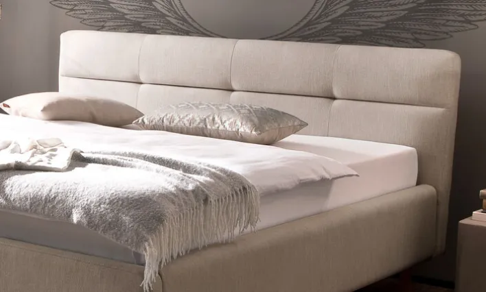 Polsterbett LOTTE 180 x 200 cm beige